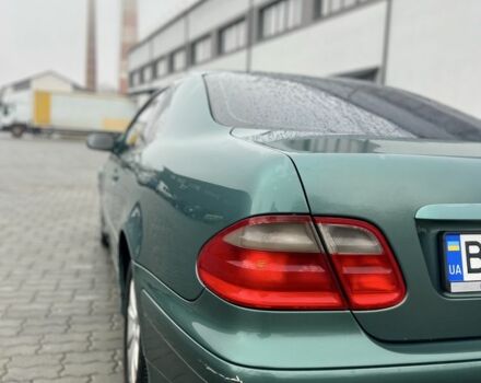 Зелений Мерседес CLK-Class, об'ємом двигуна 2 л та пробігом 300 тис. км за 2850 $, фото 2 на Automoto.ua