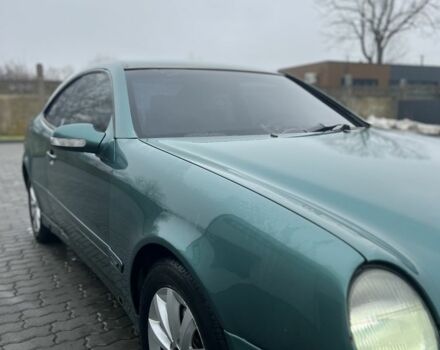 Зелений Мерседес CLK-Class, об'ємом двигуна 2 л та пробігом 300 тис. км за 2850 $, фото 4 на Automoto.ua
