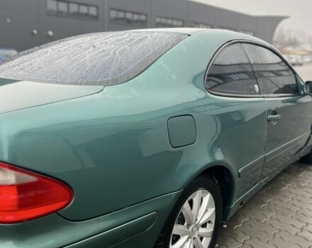 Зелений Мерседес CLK-Class, об'ємом двигуна 2 л та пробігом 300 тис. км за 2850 $, фото 6 на Automoto.ua