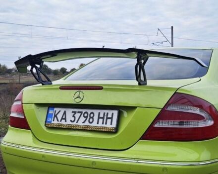 Зелений Мерседес CLK-Class, об'ємом двигуна 3.2 л та пробігом 306 тис. км за 6700 $, фото 7 на Automoto.ua