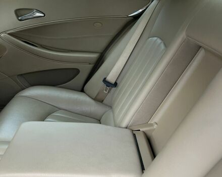 Білий Мерседес CLS серия, об'ємом двигуна 3.5 л та пробігом 248 тис. км за 8500 $, фото 6 на Automoto.ua