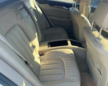 Белый Мерседес CLS серия, объемом двигателя 4.7 л и пробегом 87 тыс. км за 6700 $, фото 10 на Automoto.ua
