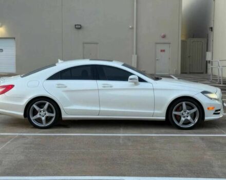 Белый Мерседес CLS серия, объемом двигателя 4.7 л и пробегом 90 тыс. км за 4100 $, фото 3 на Automoto.ua