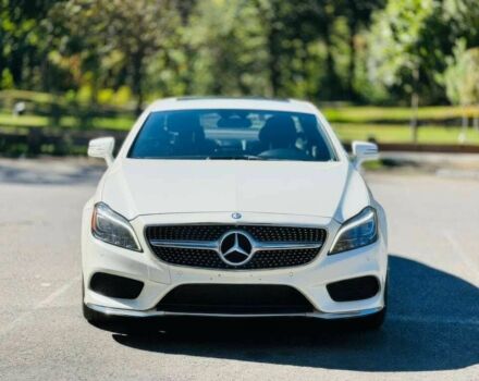 Белый Мерседес CLS серия, объемом двигателя 3 л и пробегом 78 тыс. км за 6500 $, фото 1 на Automoto.ua