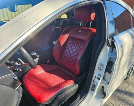 Білий Мерседес CLS серия, об'ємом двигуна 4.7 л та пробігом 80 тис. км за 12500 $, фото 8 на Automoto.ua