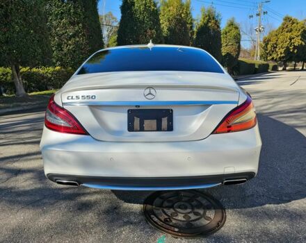 Белый Мерседес CLS серия, объемом двигателя 4.7 л и пробегом 74 тыс. км за 20000 $, фото 5 на Automoto.ua