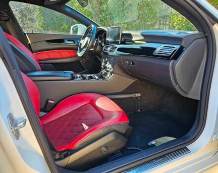 Белый Мерседес CLS серия, объемом двигателя 4.7 л и пробегом 76 тыс. км за 7000 $, фото 13 на Automoto.ua