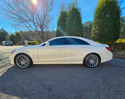 Белый Мерседес CLS серия, объемом двигателя 4.7 л и пробегом 76 тыс. км за 7000 $, фото 2 на Automoto.ua