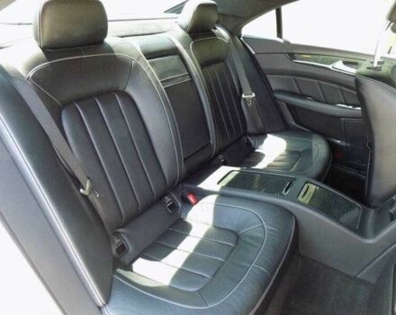 Белый Мерседес CLS серия, объемом двигателя 3 л и пробегом 44 тыс. км за 8300 $, фото 19 на Automoto.ua