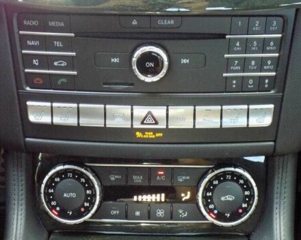 Белый Мерседес CLS серия, объемом двигателя 3 л и пробегом 44 тыс. км за 8300 $, фото 16 на Automoto.ua