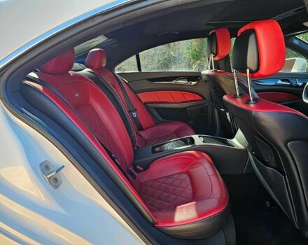 Белый Мерседес CLS серия, объемом двигателя 4.7 л и пробегом 74 тыс. км за 20000 $, фото 13 на Automoto.ua