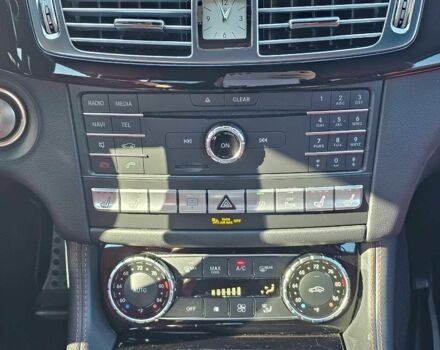 Білий Мерседес CLS серия, об'ємом двигуна 4.7 л та пробігом 80 тис. км за 12500 $, фото 13 на Automoto.ua