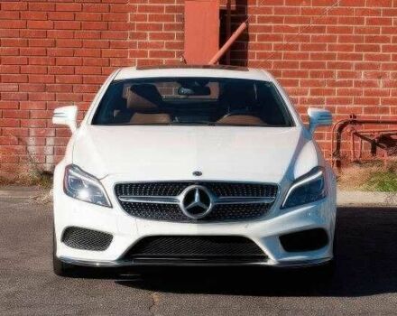 Белый Мерседес CLS серия, объемом двигателя 4.7 л и пробегом 99 тыс. км за 11000 $, фото 1 на Automoto.ua