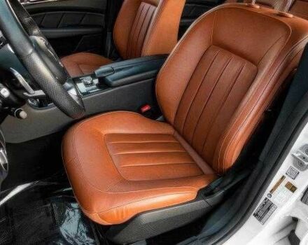 Белый Мерседес CLS серия, объемом двигателя 4.7 л и пробегом 99 тыс. км за 11000 $, фото 8 на Automoto.ua