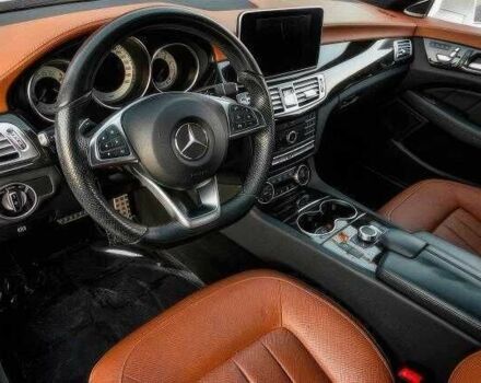 Белый Мерседес CLS серия, объемом двигателя 4.7 л и пробегом 99 тыс. км за 11000 $, фото 9 на Automoto.ua