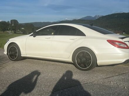 Білий Мерседес CLS серия, об'ємом двигуна 3 л та пробігом 290 тис. км за 25000 $, фото 1 на Automoto.ua