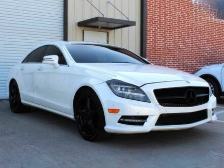 Мерседес CLS серия 2014 в Львове на Automoto.ua Белый Мерседес CLS серия, объемом двигателя 4.7 л и пробегом 121 тыс. км за 8900 $, фото 1 на Automoto.ua