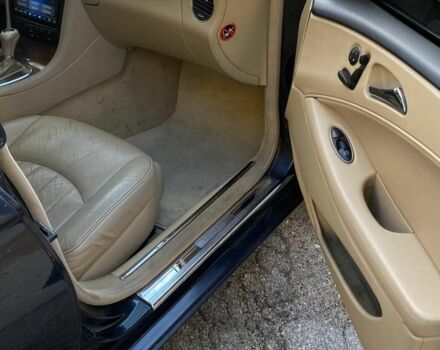 Черный Мерседес CLS серия, объемом двигателя 3.5 л и пробегом 375 тыс. км за 5700 $, фото 12 на Automoto.ua