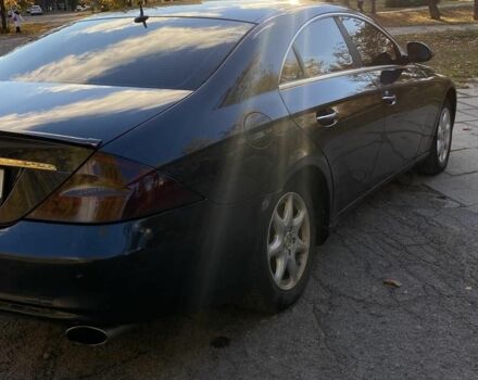 Черный Мерседес CLS серия, объемом двигателя 3.5 л и пробегом 375 тыс. км за 5700 $, фото 4 на Automoto.ua