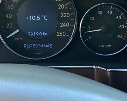 Черный Мерседес CLS серия, объемом двигателя 3.5 л и пробегом 375 тыс. км за 5700 $, фото 17 на Automoto.ua