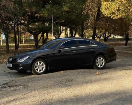 Черный Мерседес CLS серия, объемом двигателя 3.5 л и пробегом 375 тыс. км за 5700 $, фото 6 на Automoto.ua