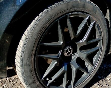 Черный Мерседес CLS серия, объемом двигателя 3.5 л и пробегом 270 тыс. км за 10000 $, фото 11 на Automoto.ua