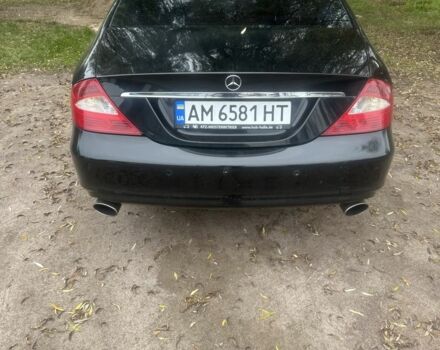 Чорний Мерседес CLS серия, об'ємом двигуна 3.5 л та пробігом 365 тис. км за 8850 $, фото 2 на Automoto.ua