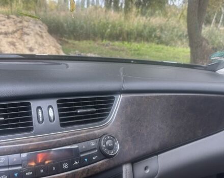 Чорний Мерседес CLS серия, об'ємом двигуна 3.5 л та пробігом 365 тис. км за 8850 $, фото 5 на Automoto.ua
