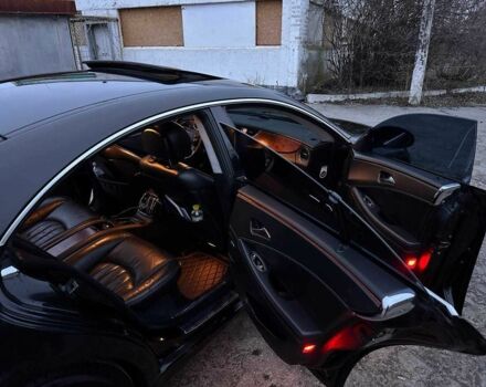Черный Мерседес CLS серия, объемом двигателя 3.5 л и пробегом 432 тыс. км за 8900 $, фото 15 на Automoto.ua