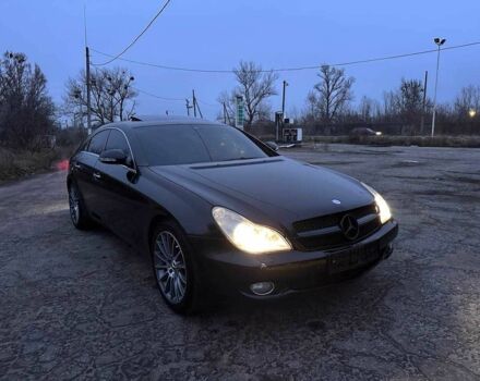 Черный Мерседес CLS серия, объемом двигателя 3.5 л и пробегом 432 тыс. км за 8900 $, фото 6 на Automoto.ua