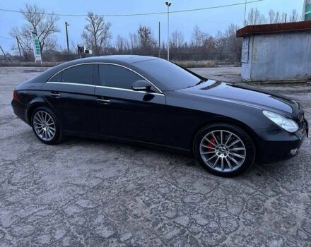 Черный Мерседес CLS серия, объемом двигателя 3.5 л и пробегом 432 тыс. км за 8900 $, фото 1 на Automoto.ua