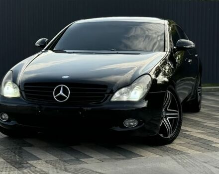 Черный Мерседес CLS серия, объемом двигателя 3 л и пробегом 310 тыс. км за 8700 $, фото 3 на Automoto.ua
