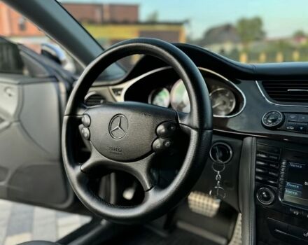 Черный Мерседес CLS серия, объемом двигателя 3 л и пробегом 310 тыс. км за 8700 $, фото 8 на Automoto.ua