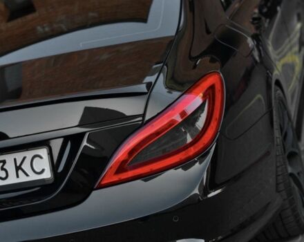 Черный Мерседес CLS серия, объемом двигателя 4.7 л и пробегом 253 тыс. км за 20000 $, фото 5 на Automoto.ua