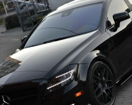 Черный Мерседес CLS серия, объемом двигателя 4.7 л и пробегом 253 тыс. км за 20000 $, фото 1 на Automoto.ua