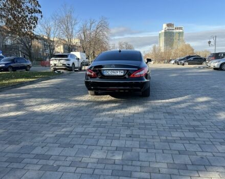 Черный Мерседес CLS серия, объемом двигателя 2.1 л и пробегом 280 тыс. км за 20800 $, фото 13 на Automoto.ua