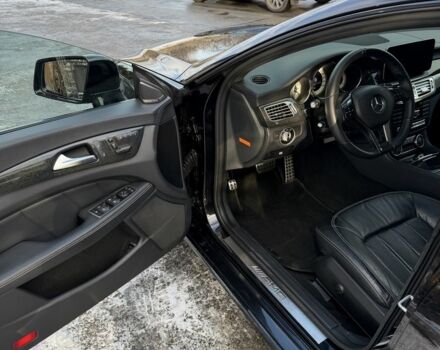 Чорний Мерседес CLS серия, об'ємом двигуна 3.5 л та пробігом 220 тис. км за 19500 $, фото 5 на Automoto.ua