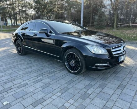 Черный Мерседес CLS серия, объемом двигателя 2.1 л и пробегом 280 тыс. км за 20800 $, фото 4 на Automoto.ua