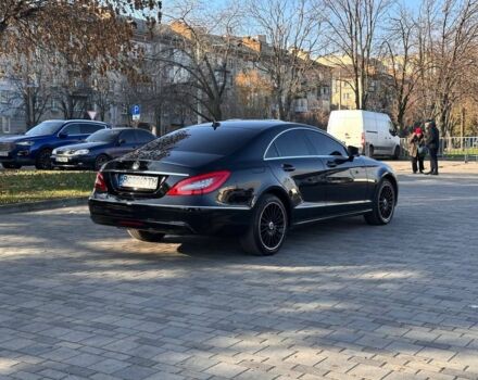 Черный Мерседес CLS серия, объемом двигателя 2.1 л и пробегом 280 тыс. км за 20800 $, фото 2 на Automoto.ua