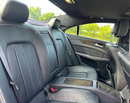 Черный Мерседес CLS серия, объемом двигателя 4.7 л и пробегом 83 тыс. км за 7500 $, фото 13 на Automoto.ua