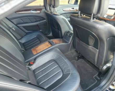 Черный Мерседес CLS серия, объемом двигателя 4.7 л и пробегом 86 тыс. км за 10000 $, фото 10 на Automoto.ua