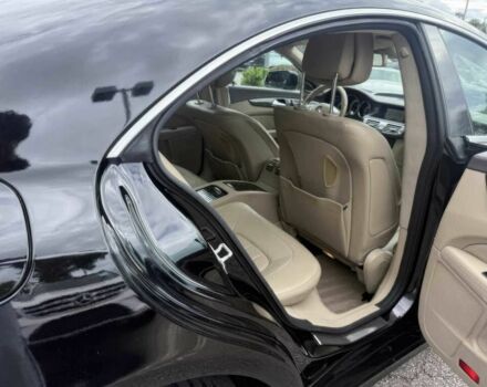 Черный Мерседес CLS серия, объемом двигателя 4.7 л и пробегом 83 тыс. км за 10000 $, фото 12 на Automoto.ua