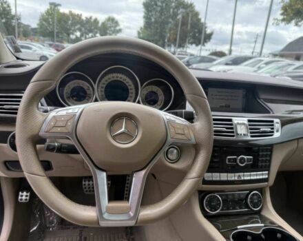 Черный Мерседес CLS серия, объемом двигателя 4.7 л и пробегом 83 тыс. км за 10000 $, фото 7 на Automoto.ua