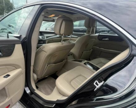 Черный Мерседес CLS серия, объемом двигателя 4.7 л и пробегом 83 тыс. км за 10000 $, фото 14 на Automoto.ua