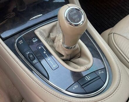 Красный Мерседес CLS серия, объемом двигателя 5 л и пробегом 151 тыс. км за 9500 $, фото 20 на Automoto.ua