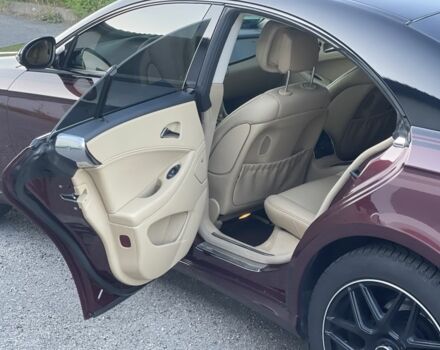 Красный Мерседес CLS серия, объемом двигателя 5 л и пробегом 151 тыс. км за 9500 $, фото 8 на Automoto.ua