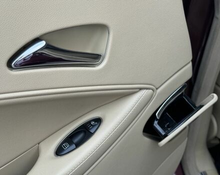 Червоний Мерседес CLS серия, об'ємом двигуна 5 л та пробігом 152 тис. км за 8999 $, фото 20 на Automoto.ua