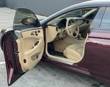 Червоний Мерседес CLS серия, об'ємом двигуна 5 л та пробігом 152 тис. км за 8999 $, фото 7 на Automoto.ua