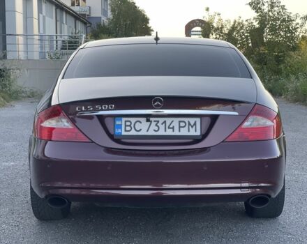 Красный Мерседес CLS серия, объемом двигателя 5 л и пробегом 151 тыс. км за 9500 $, фото 3 на Automoto.ua