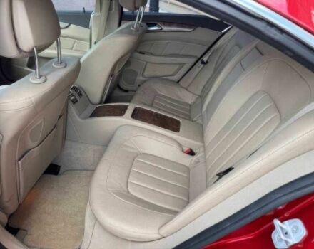Красный Мерседес CLS серия, объемом двигателя 4.7 л и пробегом 132 тыс. км за 18700 $, фото 16 на Automoto.ua